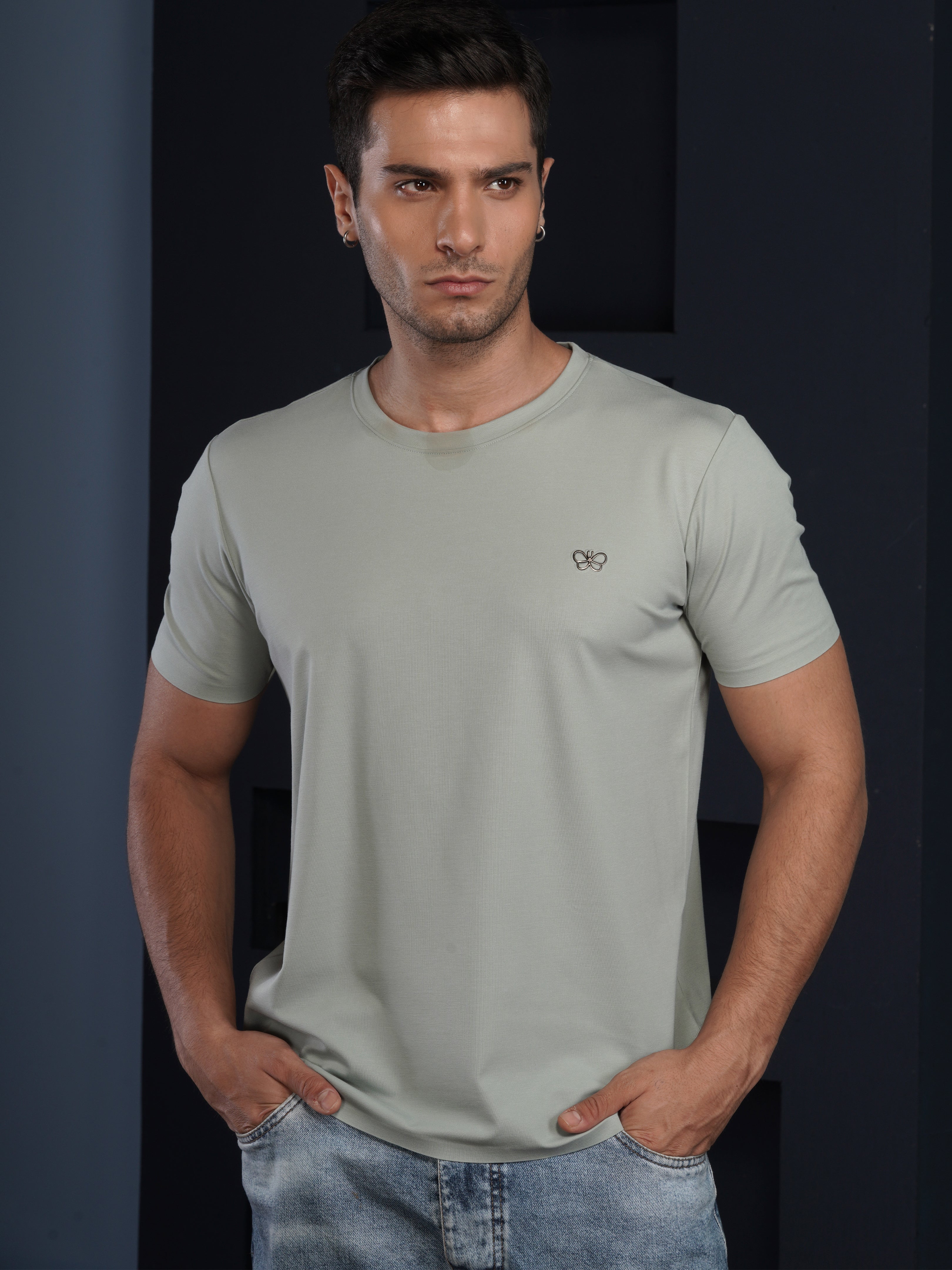 Sleeveless Crewneck T-Shirt main image 0